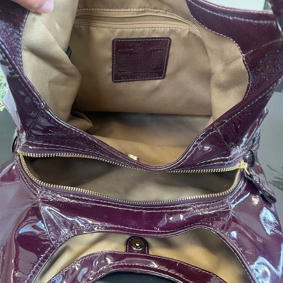 COACH Purple Patent Leather Madison Bag Purse - Picture 5 of 11
